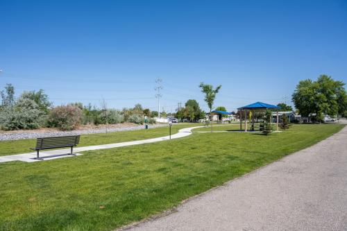 Winchester Estates Picnic Area with Pavilions & Benches